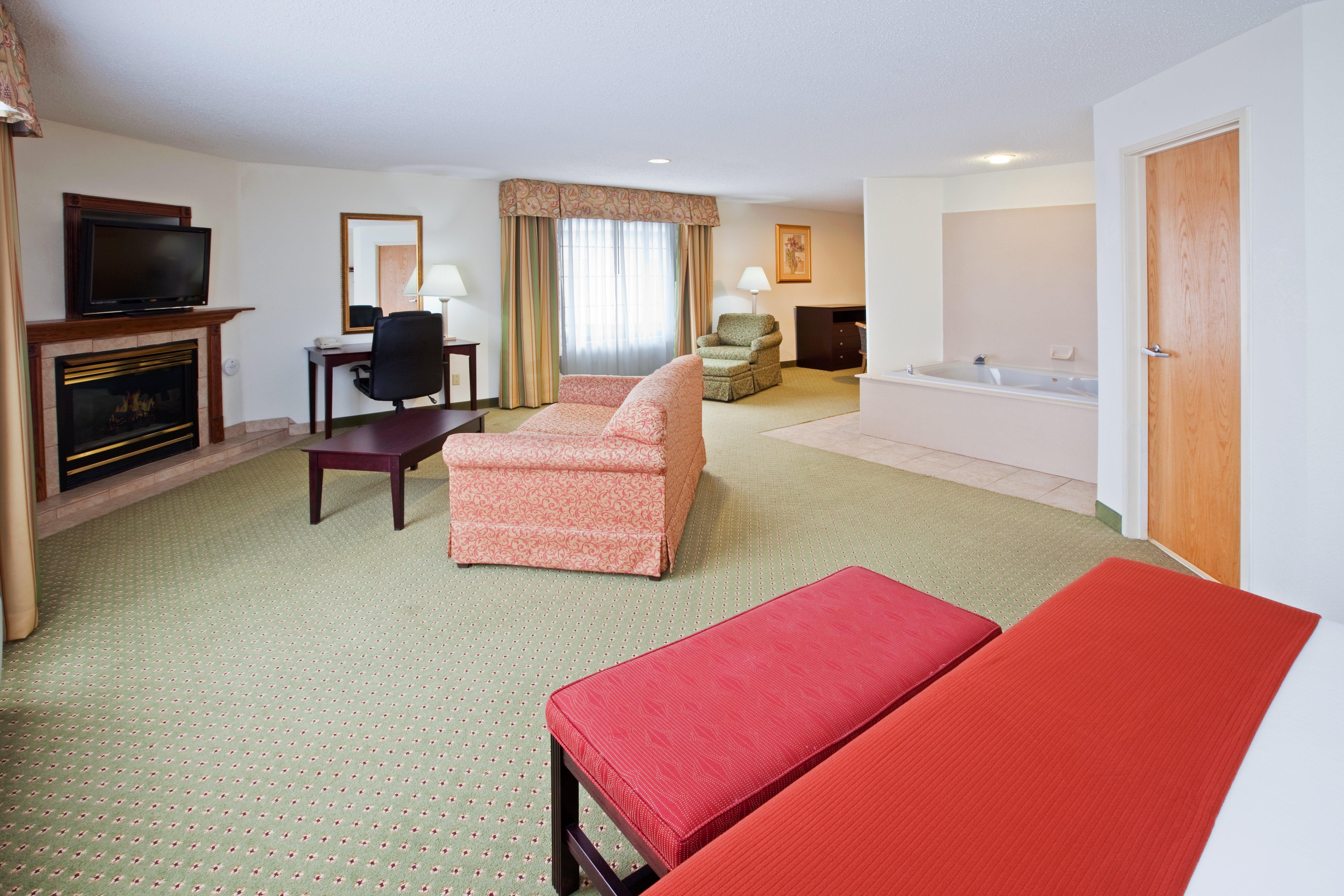 Holiday Inn Express Washington Номер фото